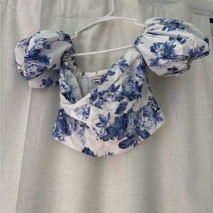 Abercrombie & Fitch White Crop Top with Blue Floral Puff Sleeves